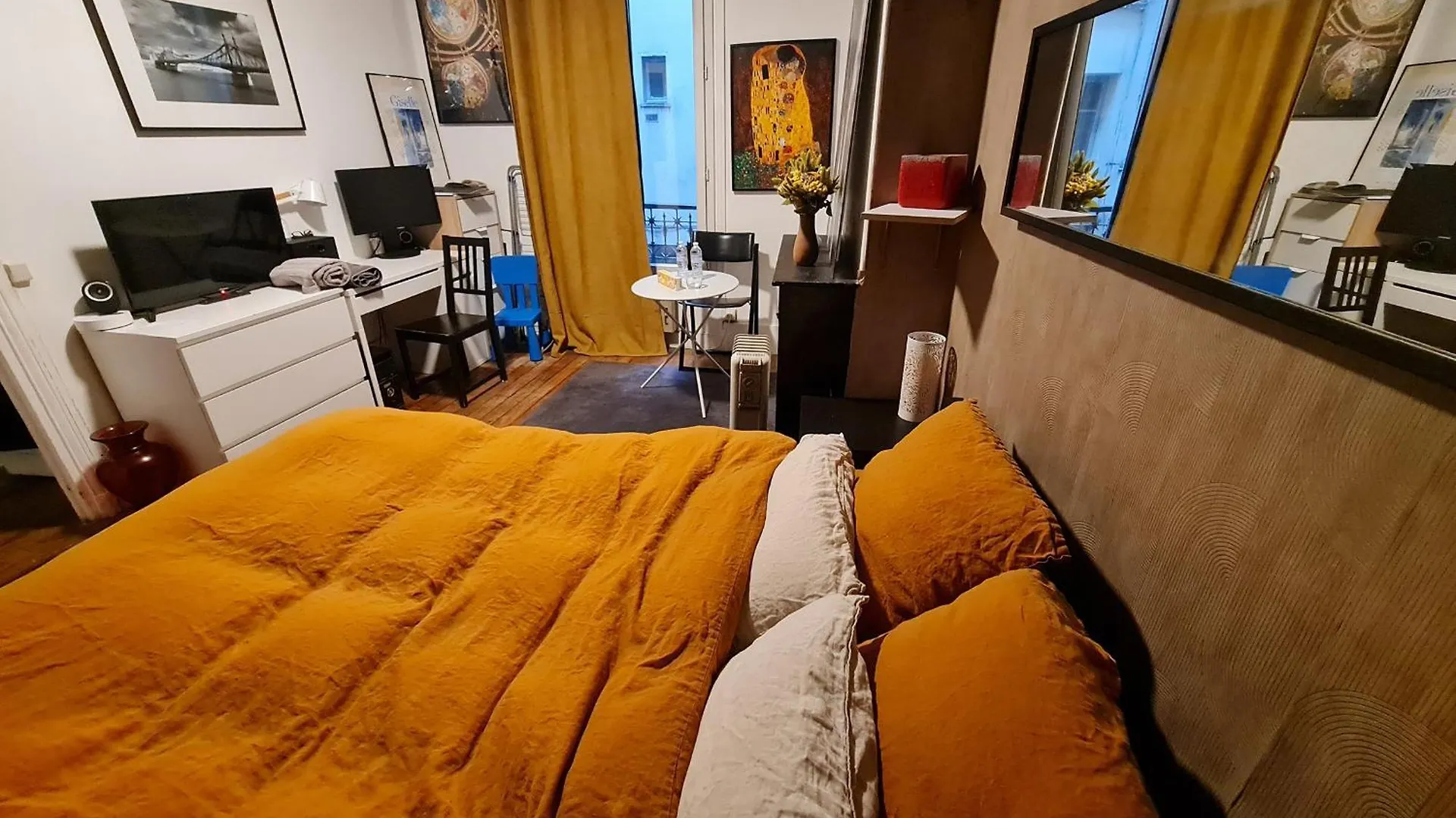 Guest house Grande Chambre Dans Appartement Cosi Paris