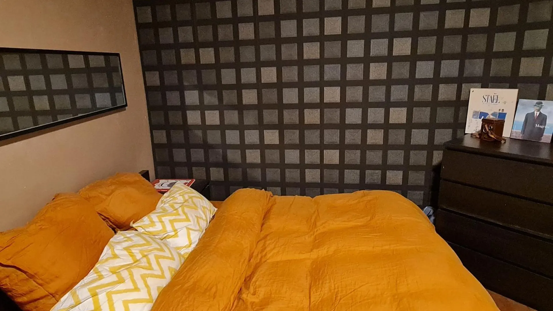 Grande Chambre Dans Appartement Cosi Παρίσι 0*,  Γαλλία